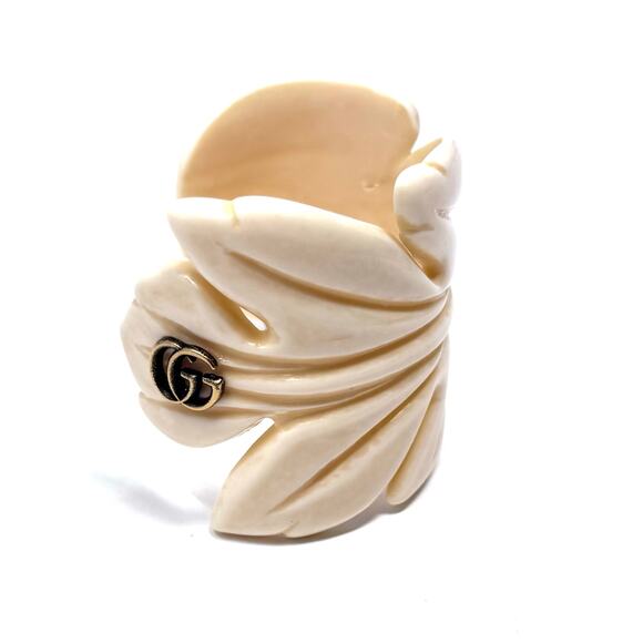 Gucci Leaf Cuff Bracelet - Picture 15 of 16